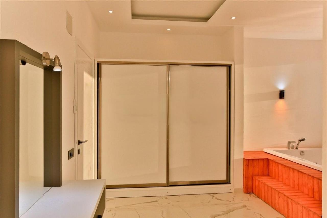 Villa Lycian-Kalkan 3 Bedroom-2 Jakuzzies-Sauna-Turkish Hamam-Huge Private Pool And Lovely Garden カシュ エクステリア 写真