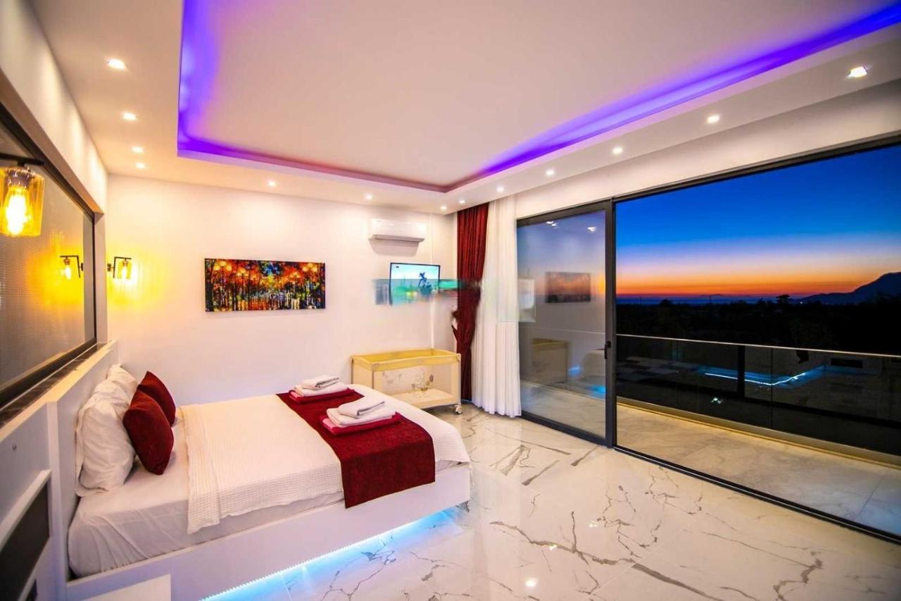 Villa Lycian-Kalkan 3 Bedroom-2 Jakuzzies-Sauna-Turkish Hamam-Huge Private Pool And Lovely Garden カシュ エクステリア 写真