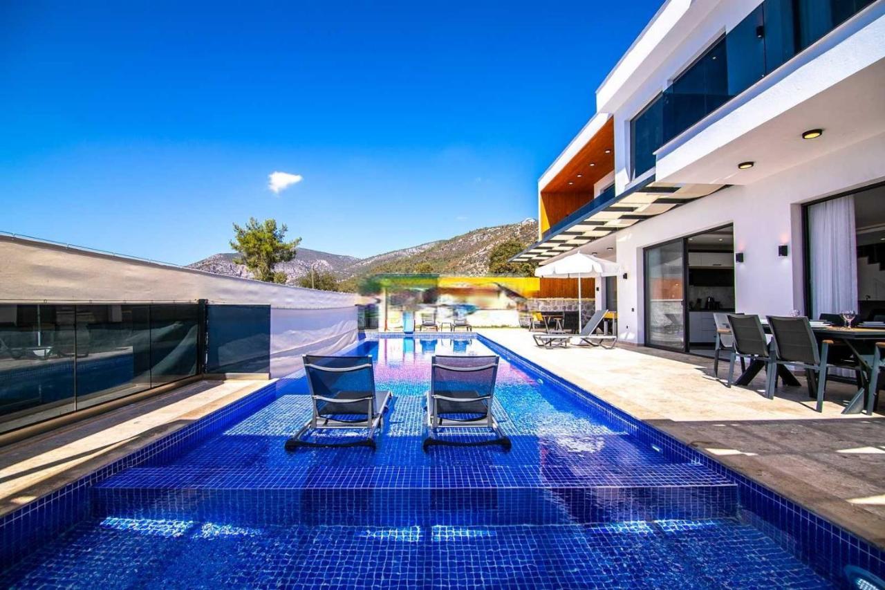 Villa Lycian-Kalkan 3 Bedroom-2 Jakuzzies-Sauna-Turkish Hamam-Huge Private Pool And Lovely Garden カシュ エクステリア 写真