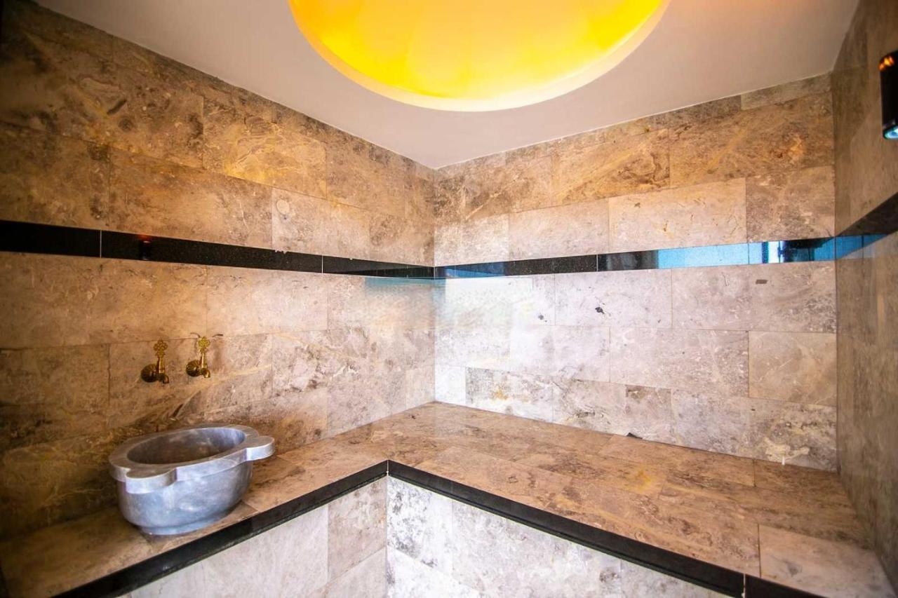 Villa Lycian-Kalkan 3 Bedroom-2 Jakuzzies-Sauna-Turkish Hamam-Huge Private Pool And Lovely Garden カシュ エクステリア 写真